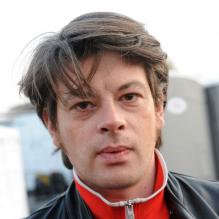 Benjamin Biolay à Paris, le 6 avril 2012.