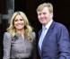  Le prince Willem-Alexander et la princesse Maxima des Pays-Bas. La famille royale des Pays-Bas (la reine Beatrix, le prince Willem-Alexander, la princesse Maxima, le prince Constantijn, la princesse Laurentien et la princesse Mabel) procédait le 12 décembre 2012 à la remise à Eloisa Cartonera du Prix Prince Claus décerné par la fondation Prince Claus, coprésidée par le prince Constantijn et le prince Friso. Ce dernier est toujours dans le coma, à Londres. 