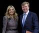 Le prince Willem-Alexander et la princesse Maxima des Pays-Bas. La famille royale des Pays-Bas (la reine Beatrix, le prince Willem-Alexander, la princesse Maxima, le prince Constantijn, la princesse Laurentien et la princesse Mabel) procédait le 12 décembre 2012 à la remise à Eloisa Cartonera du Prix Prince Claus décerné par la fondation Prince Claus, coprésidée par le prince Constantijn et le prince Friso. Ce dernier est toujours dans le coma, à Londres. 