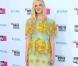  Elle Fanning, pourtant d'ordinaire très inspirée pour ses tenues, n'a pas eu la meilleure des idées en se présentant dans une robe vert anis rehaussée de fleurs jaunes pas vraiment flatteuses pour son teint pâle. 