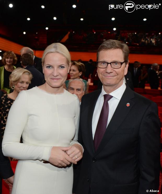 CASA REAL DE NORUEGA - Página 41 1006320-crown-princess-mette-marit-of-norway-620x0-1