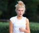 Kim Basinger à Hawaï avec sa fille Ireland Baldwin. Décembre 2012.