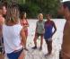 La bonne entente est revenue sur le camp blanc dans Koh Lanta Malaisie, vendredi 21 décembre 2012 sur TF1