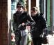 Melanie Griffith et sa fille Stella en vacances à Aspen, le samedi 22 décembre 2012.