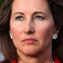 <p>Ségolène Royal, annonce sa défaite au second tour des élections législatives à la Rochelle, le 17 juin 2012.</p>
<p></p>