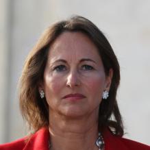 <p>Ségolène Royal, présidente de la région Poitou-Charentes, annonce sa défaite au second tour des élections législatives à la Rochelle, le 17 juin 2012.</p>
<p></p>