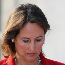 <p>Ségolène Royal, annonce sa défaite lors du second tour des élections législatives à la Rochelle, le 17 juin 2012.</p>
<p></p>