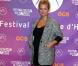 Virginie Efira pose devant les photographes à la soirée de clôture du Festival du film de comédie de l'Alpe d'Huez, le 19 janvier 2013.