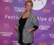 Virginie Efira affiche son petit ventre rond discret sous une combinaison noire lors de la soirée de clôture du Festival du film de comédie de l'Alpe d'Huez, le 19 janvier 2013.