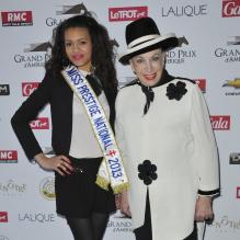 Auline Grac et Geneviève de Fontenay lors du 92e Grand Prix d'Amérique à l'hippodrome de Vincennes à Paris le 27 Janvier 2013.