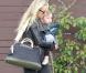 Kimberly Stewart, rock et chic : Balade dominicale avec son adorable Delilah