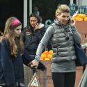 Lori Loughlin : Heureusement, sa jolie fille Olivia est là pour l'aider !