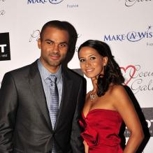 Tony Parker et sa compagne Axelle lors du Par coeur gala à Lyon le 20 septembre 2012