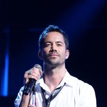 Exclu - Emmanuel Moire à l'enregistrement de l'émission <em>Samedi, on chante Jean-Jacques Goldman</em>, présentée par Estelle Denis, à Paris le 17 décembre 2012.
<p></p>