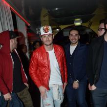 Baptiste Giabiconi à la soirée donnée par Far East Movement au Vip Room Theater à Paris, le 9 mars 2013.