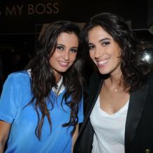 Malika Ménard et Laurie Cholewa lors de la soirée <em>Une nuit à Makala</em>, organisée par Rio Mavuba, capitaine de l'équipe de foot de Lille, au Zénith de Lille, le 8 avril 2013.