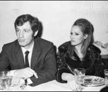  Jean-Paul Belmondo et Ursula Andress à Paris, en 1967. 