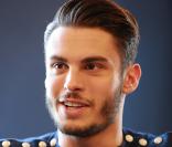 Baptiste Giabiconi, très sexy, et la pétillante Leslie à la rencontre de fans