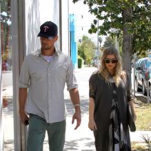 Fergie et Josh Duhamel dans les rues de West Hollywood, le 16 avril 2013.
