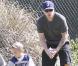Ryan Phillippe emmène son fils Deacon à un match de football à Brentwood, le 20 avril 2013.