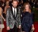 Stella McCartney et son mari Alasdhair Willis assistent au gala Punk: Chaos to Couture du Costume Institute au Metropolitan Museum of Art. New York, le 6 mai 2013.