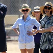 Reese Witherspoon au côté des mamans de footballeurs à Los Angeles, le 11 mai 2013.