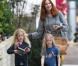 Marcia Cross et ses filles Eden et Savannah se rendent au Barnes &amp; Noble à Santa Monica, le 7 mai 2013.