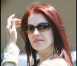 Priscilla Presley 