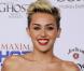 Miley Cyrus : Radieuse et souriante pour fêter son titre de femme la plus hot