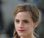 Emma Watson lors de l'émission de Canal + Le Grand Journal à Cannes, le 17 mai 2013.