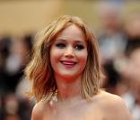 Cannes 2013 : Jennifer Lawrence lumineuse pour Liam Hemsworth, sans Miley Cyrus