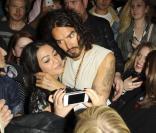 Russell Brand : Comique star, l'ex de Katy Perry en mode serial lover à Londres