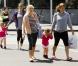 Mirka Federer avec ses jumelles Myla Rose et Charlene Riva le 27 janvier 2013 à Melbourne