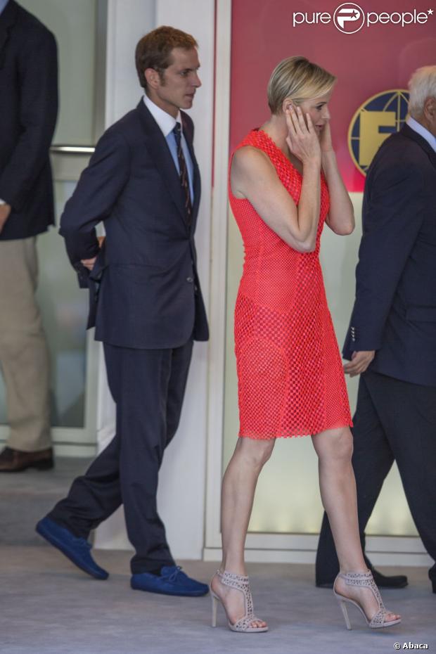 CASA PRINCIPESCA DE MÓNACO - Página 48 1139122-princess-charlene-of-monaco-and-andrea-620x0-1