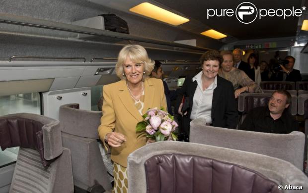 CASA REAL BRITÁNICA - Página 93 1139867-the-duchess-of-cornwall-at-st-pancras-620x0-1