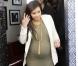 Kim Kardashian : Très enceinte et sans Kanye West, invité surprise en Suisse