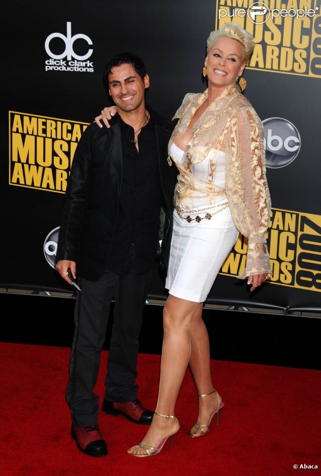 Brigitte Nielsen et Mattia Dessi : La différence est flagrante... Et ça n'a pas l'air de gêner l'ex-femme de Sylvester Stallone !