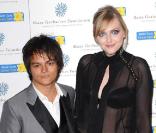 Jamie Cullum : avec son mètre 62, difficile pour lui de trouver une chérie plus petite... Et ce qui compte, c'est que sa compagne Sophie Dahl soit folle de lui ! 