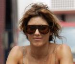 Jennifer Esposito, fière sur son vélo