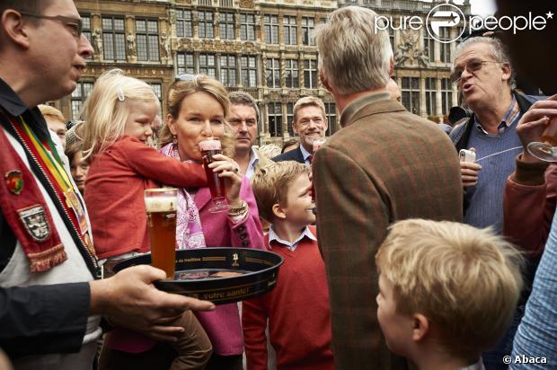 CASA REAL BELGA - Página 45 1246938-king-philippe-and-queen-mathilde-of-620x0-2