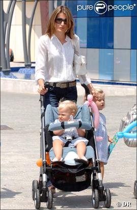 Letizia d'Espagne et ses filles à Palma de Majorque, le 1er août 2008
