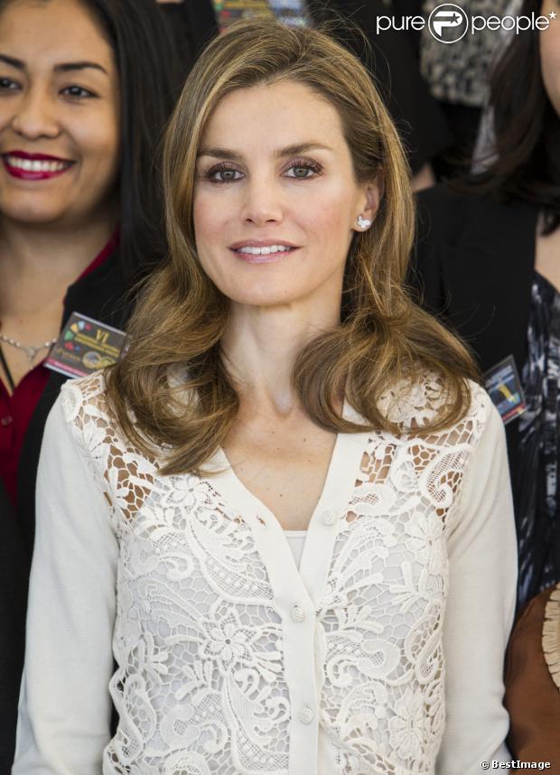 AGENDA PERSONAL DE LA PRINCESA LETIZIA - Página 22 1272686-la-princesse-letizia-d-espagne-assiste-620x0-1