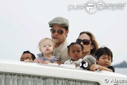 Brad Pitt et Angelina Jolie en famille !