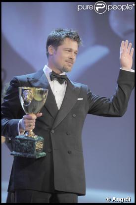Brad Pitt récompensé un an plus tard !