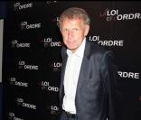 Maintenant qu'il n'est plus à l'antenne, PPDA peut enfin assister aux avant-premières !