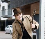 Pete Doherty sort de chez Amy Winehouse au petit matin...
