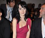 Katy Perry, trop sexy en rouge