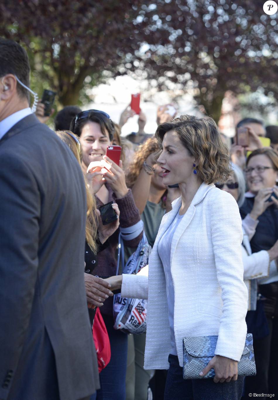 AGENDA PERSONAL DE LA REINA LETIZIA   - Página 80 1941172-la-reine-letizia-d-espagne-inaugurait-950x0-2