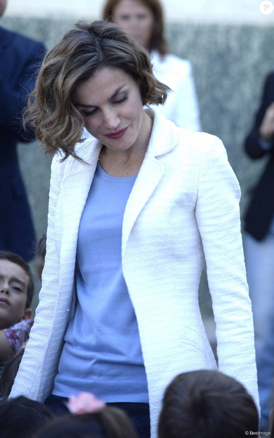 AGENDA PERSONAL DE LA REINA LETIZIA   - Página 81 1941196-la-reine-letizia-d-espagne-inaugurait-950x0-2