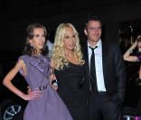 Allegra et Donatella Versace, ainsi que Balthazar Getty